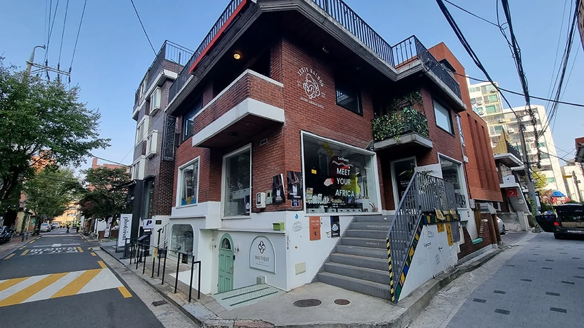 제스티살룬 성수
