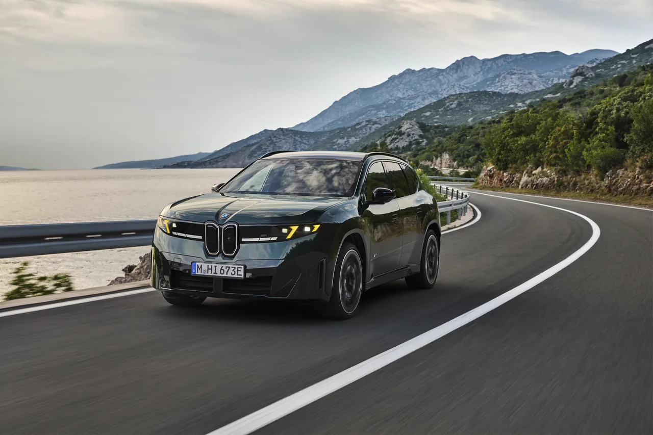 iX3 / BMW