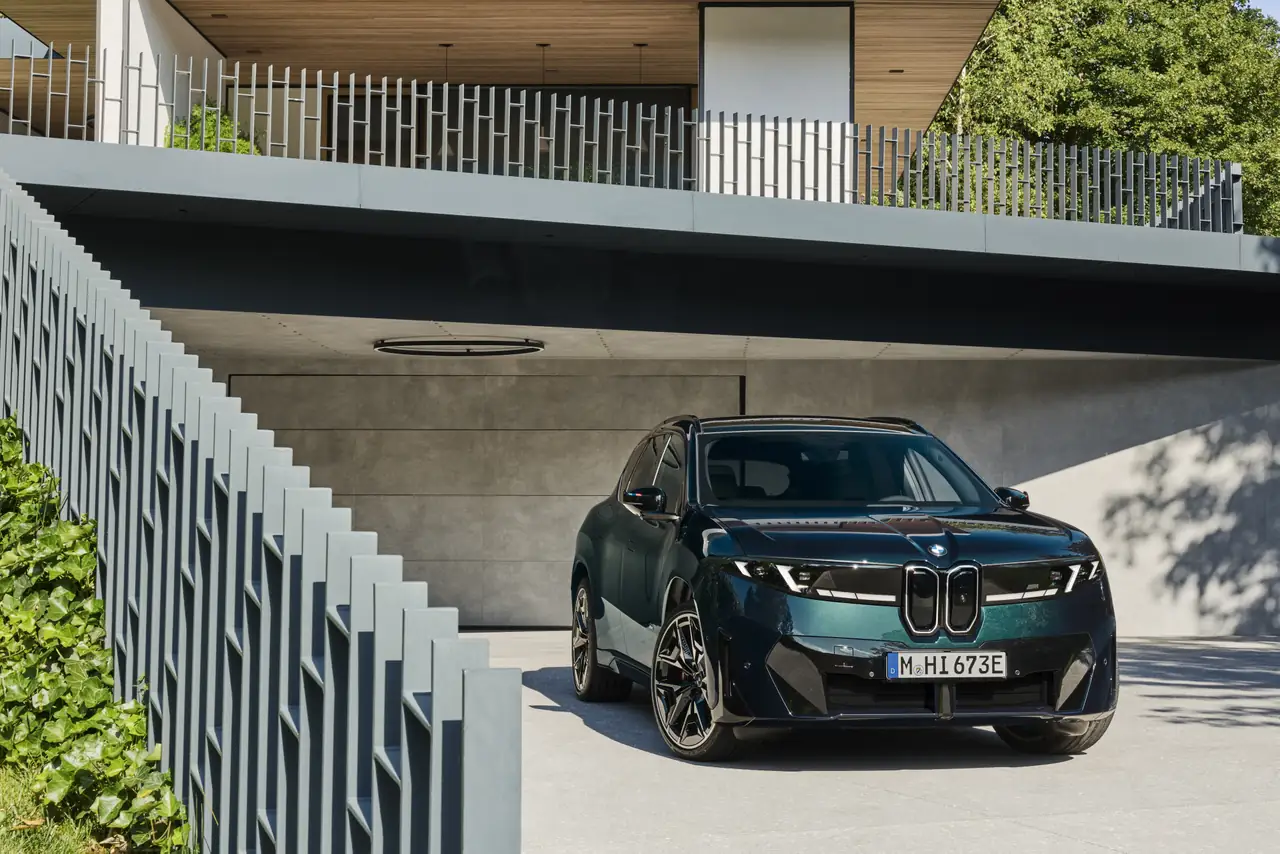 iX3 M60 xDrive / BMW