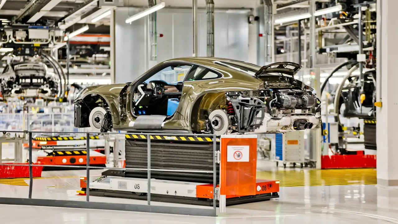 포르쉐 911 GT3 베르크슈포르트 / 포르쉐