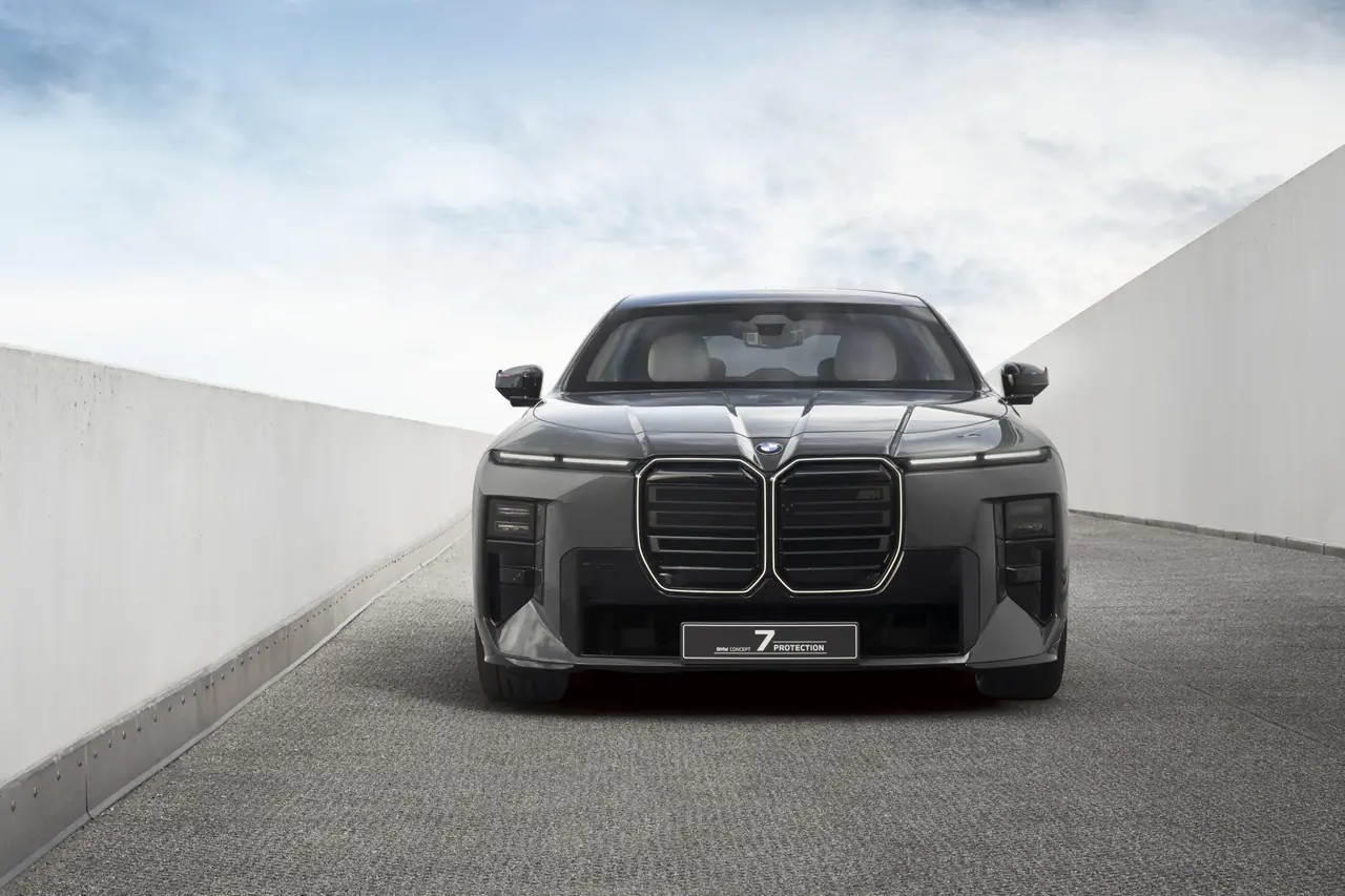 BMW 콘셉트 7 프로텍션 / BMW