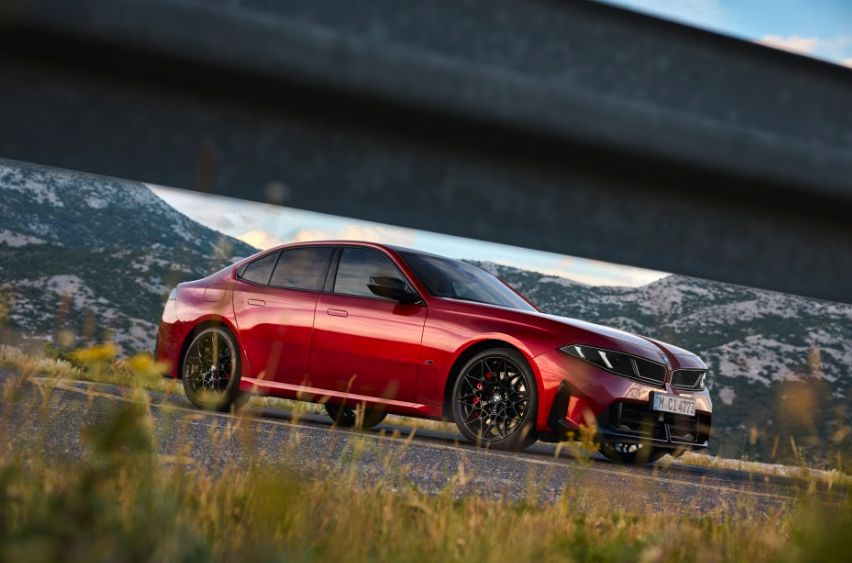 8세대 BMW 3시리즈 G50 공개 M350 443마력 제원 정리