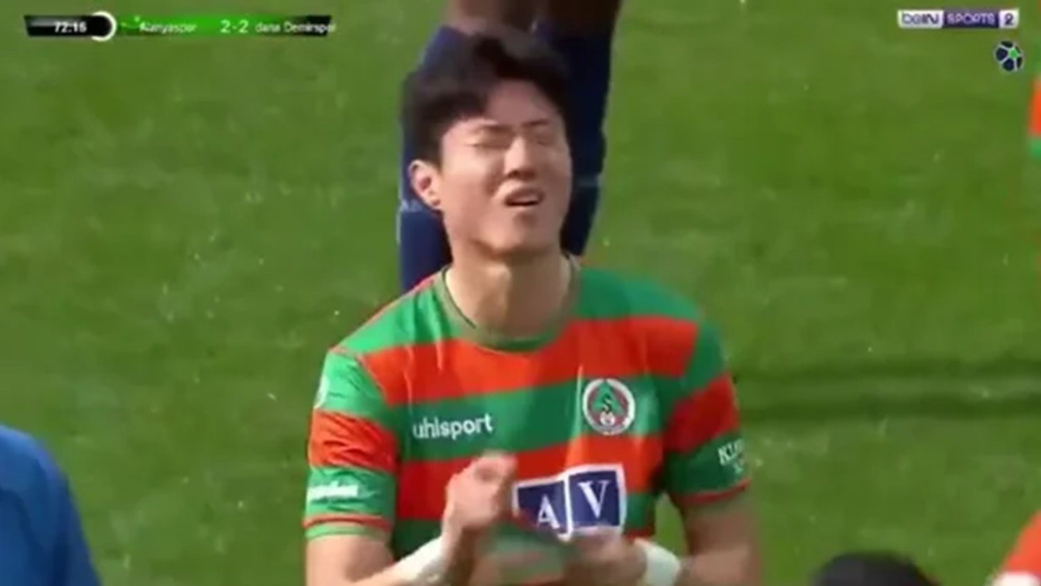 여자친구와 성관계 불법촬영한 前 국가대표 축구선수...해외서 잘나가는중
