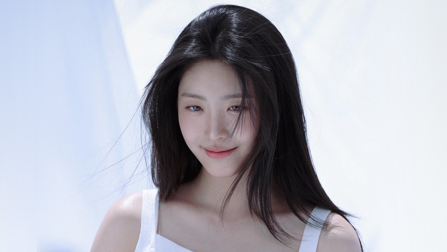 [작성 완료 비가 직접 나서서 소개한 자신의 소속사 1호 신인 여배우