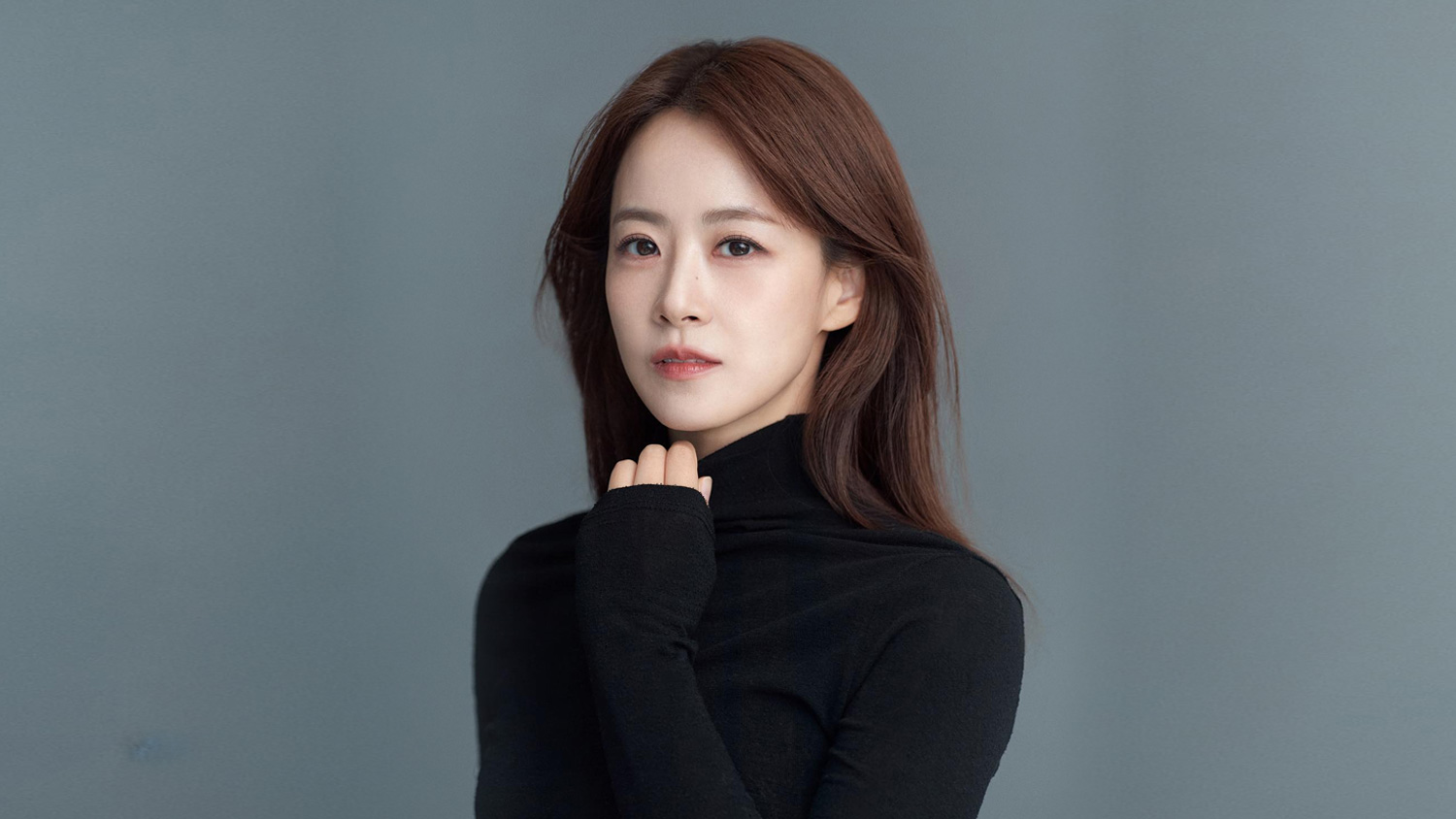 [작성 완료] 김혜수 아역으로 데뷔했는데 생활고에 자기 팬 회사서 알바한 여배우