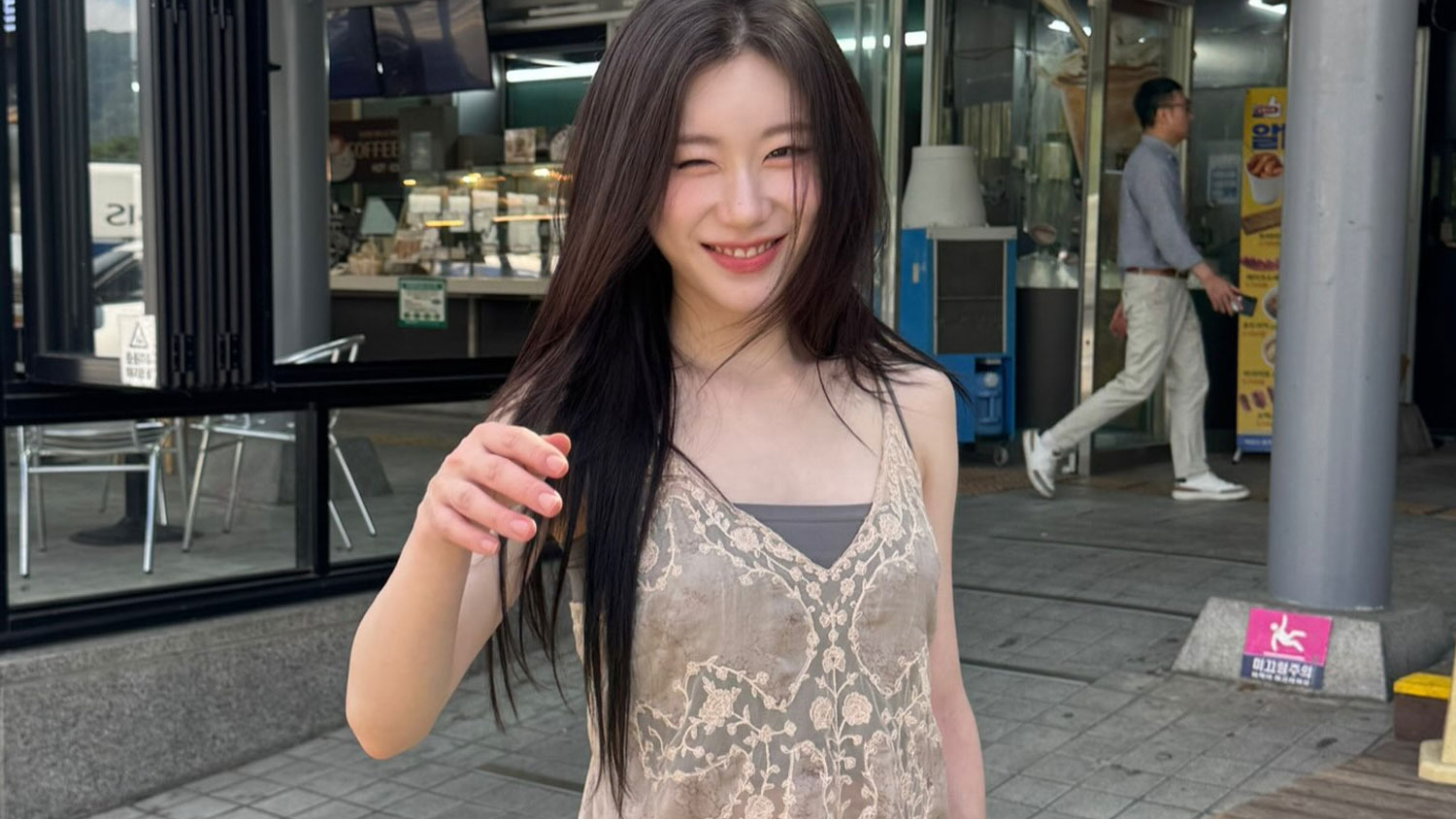[작성 완료] 남자 아이돌 17명에게 고백받았다는 너무 예뻐지고 있는 여자 연예인