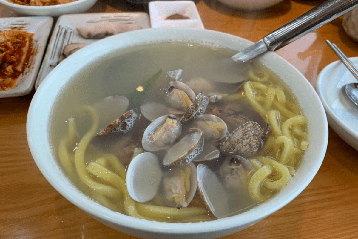 바지락 칼국수 / 온라인 커뮤니티