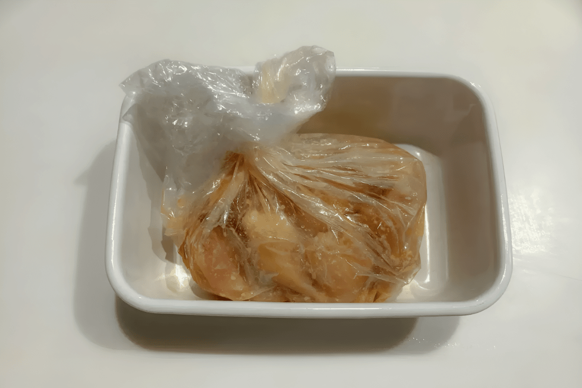 비닐봉지에 보관한 생닭 / 온라인 커뮤니티