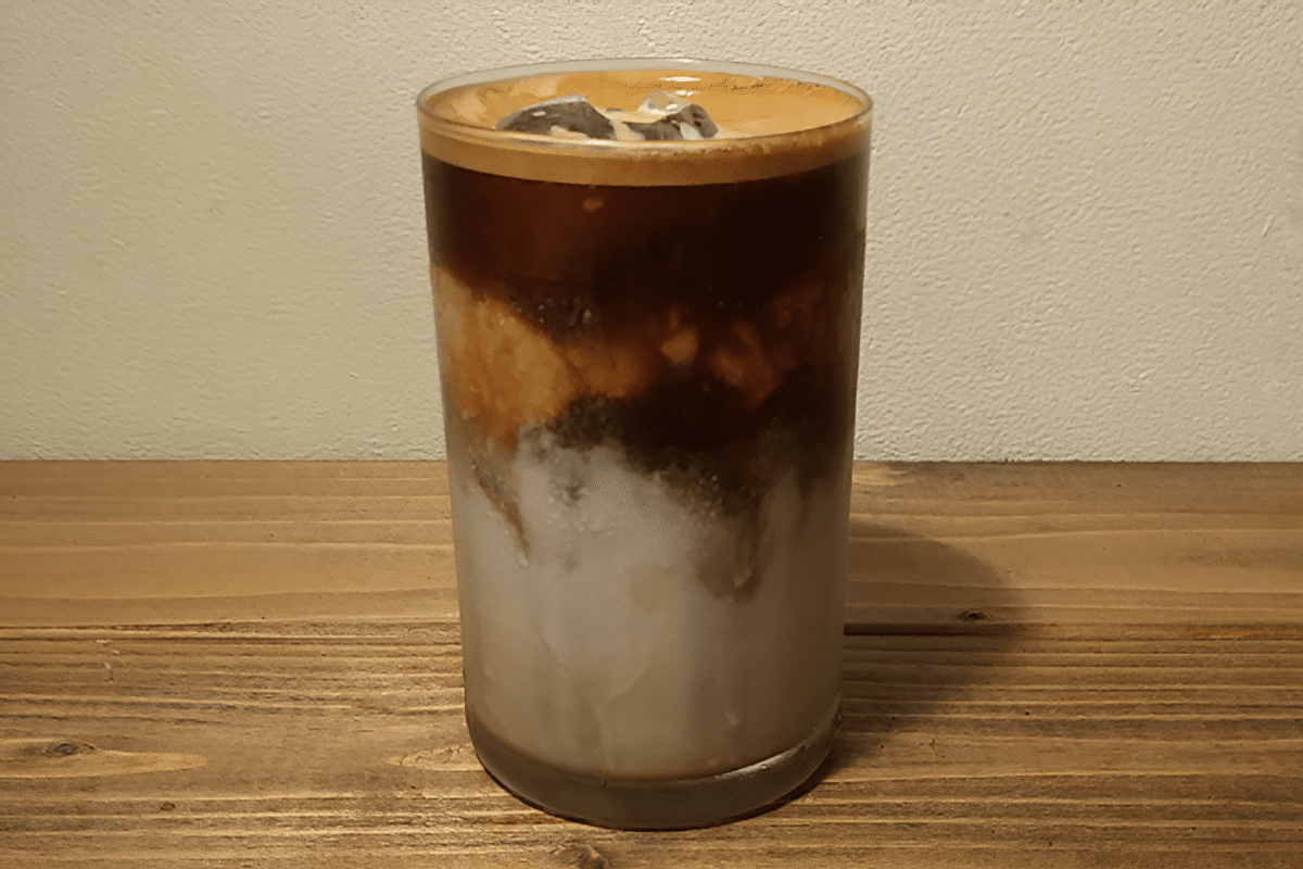 크리머를 넣은 커피 / 온라인 커뮤니티
