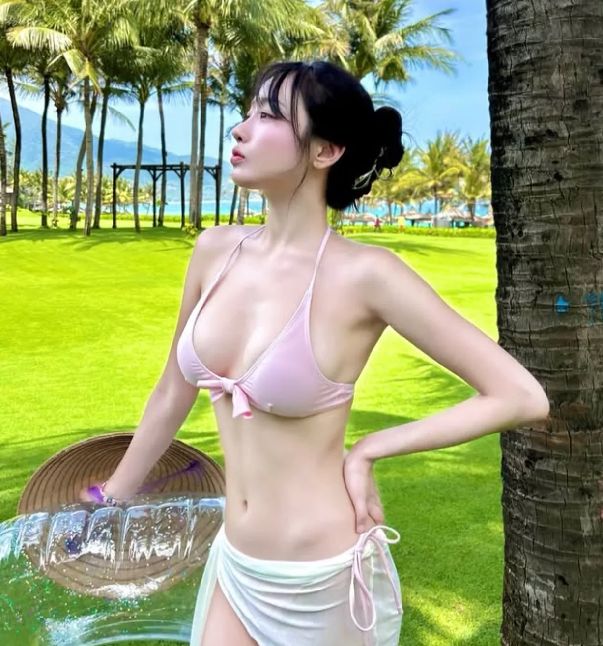 인플루언서 근나 비키니 휴양지 패션