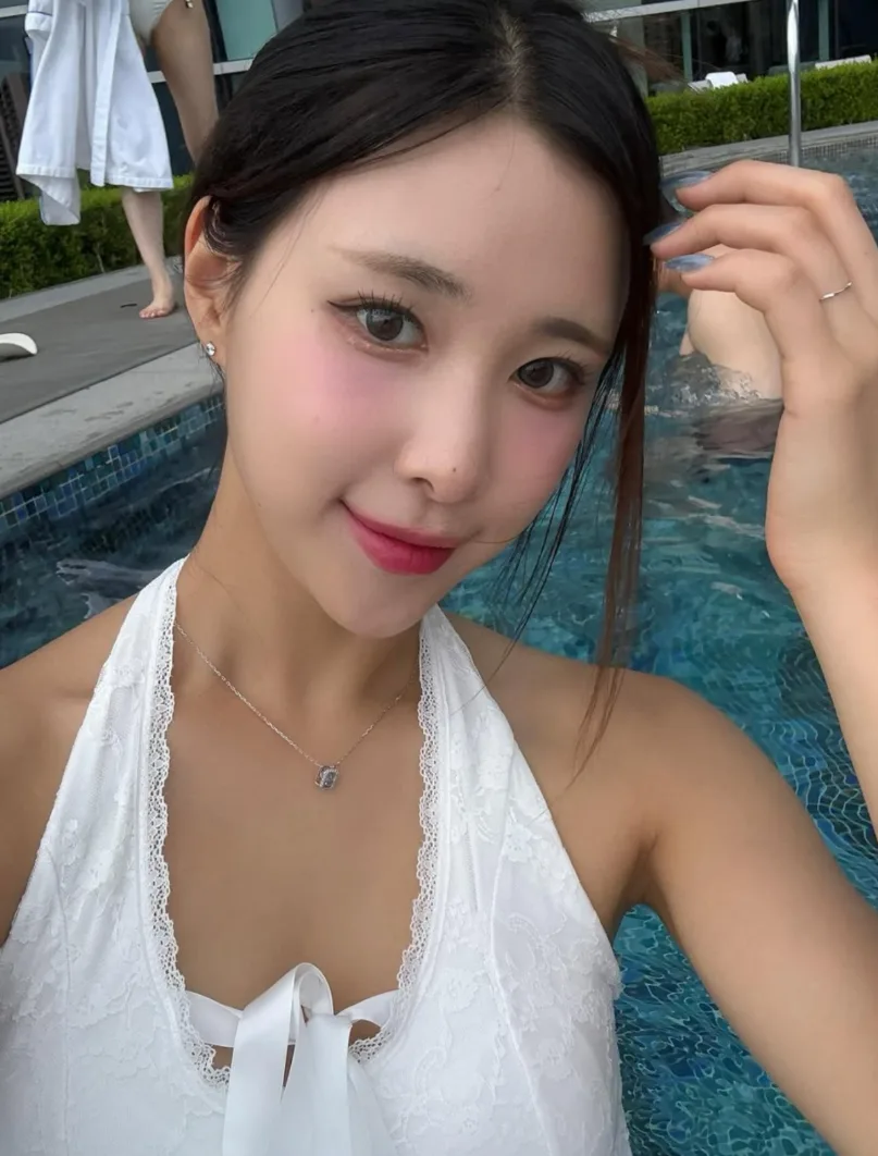 LG 트윈스 우혜준 치어리더 썸머 홀릭 블랙 래시가드 응원 패션