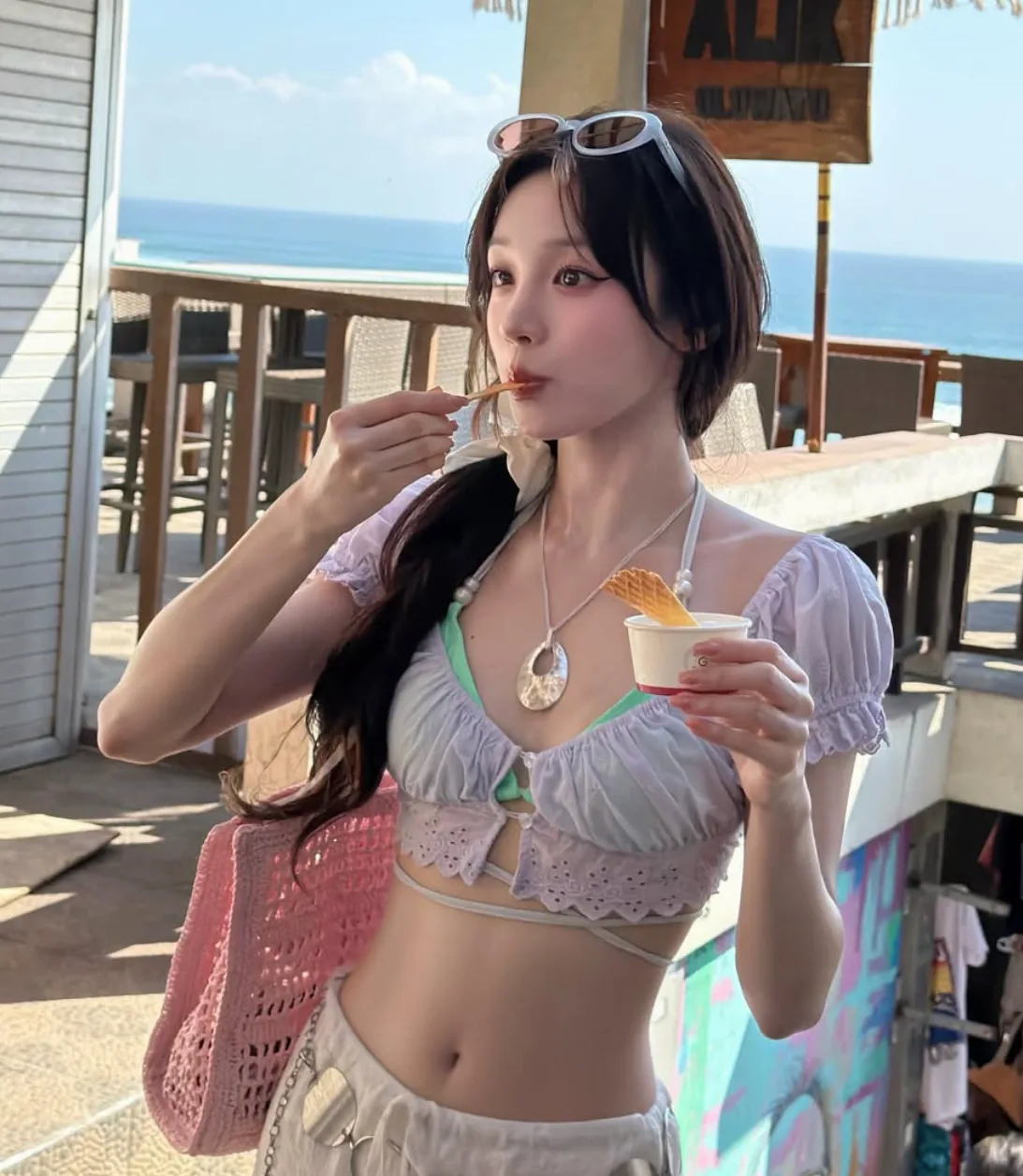 여자아이들 우기 비키니 펀칭 크롭 블라우스 휴양지 레이어드 패션