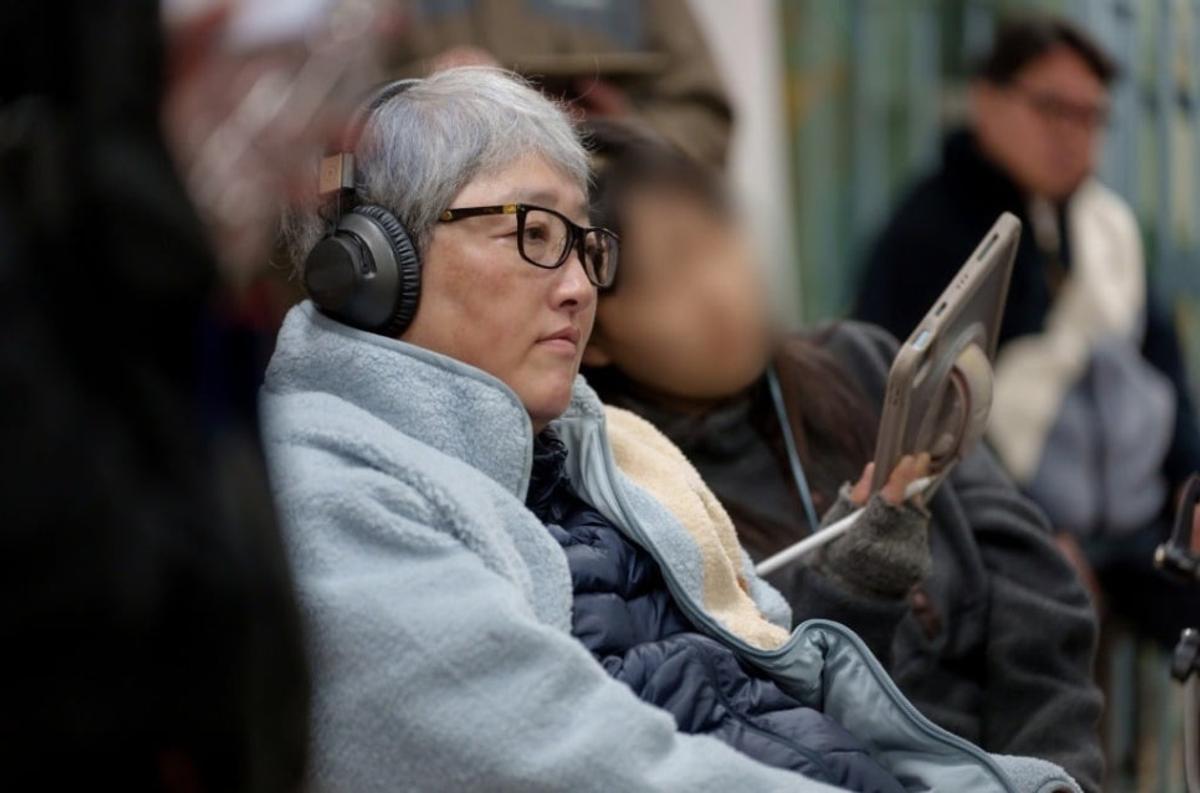 〈사마귀: 살인자의 외출〉 현장의 변영주 감독