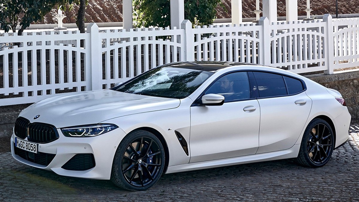 BMW M850i 