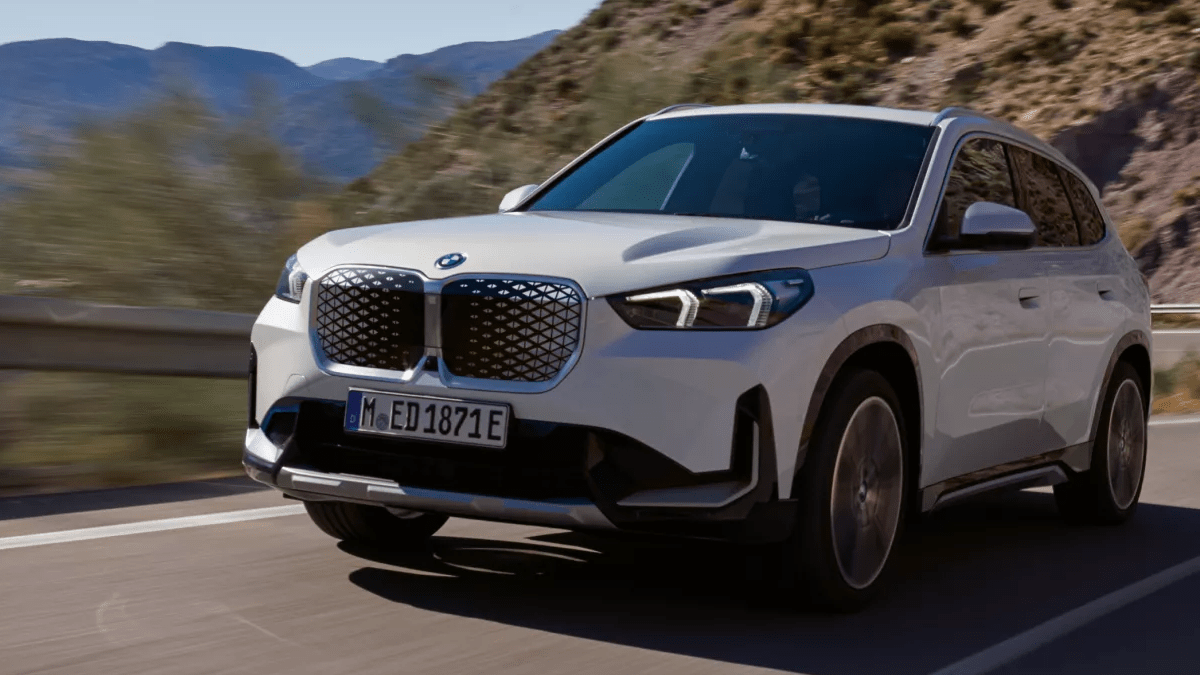 bmw iX1