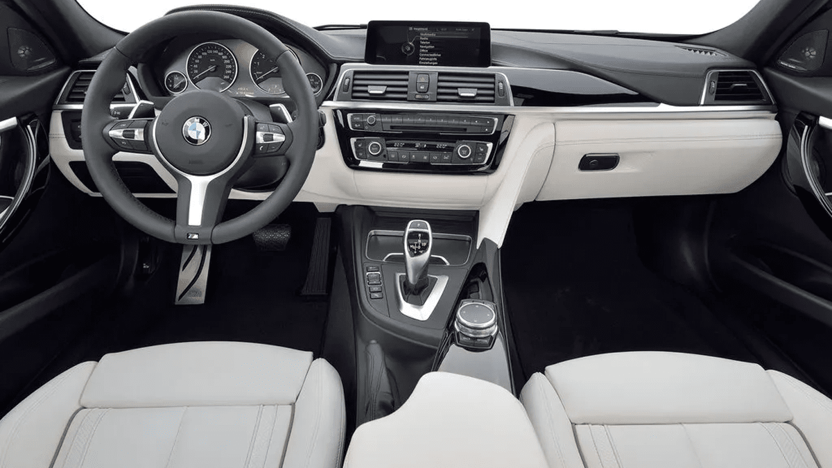BMW 320d 실내 / 사진=bmw