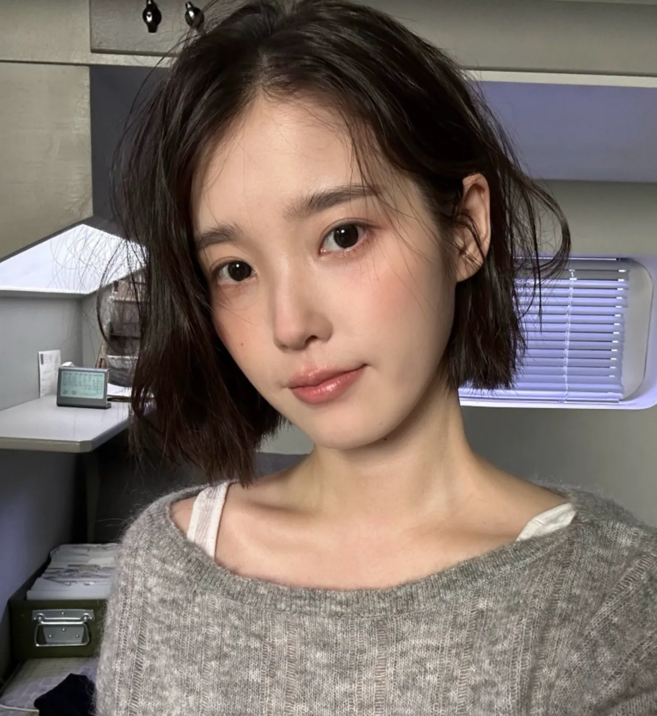아이유 단발
