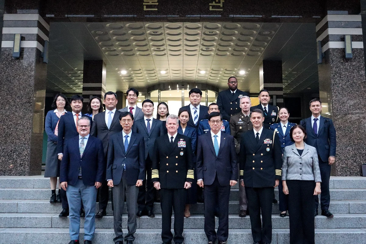한국국방연구원 찾은 미 인도태평양사령관