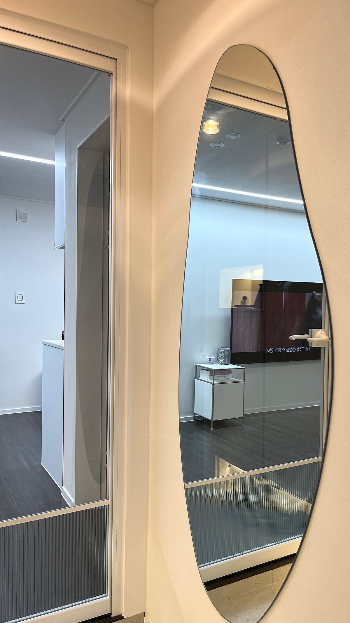 더 많은 정보 알아보기 (▲ 이미지 클릭)