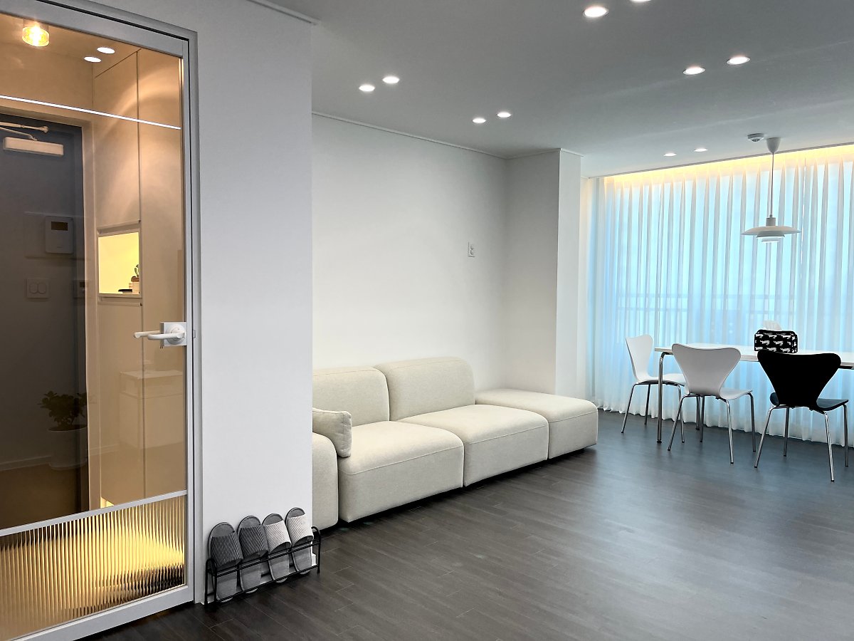 <소파> & <의자> & <테이블> 정보 알아보기 (▲ 이미지 클릭)