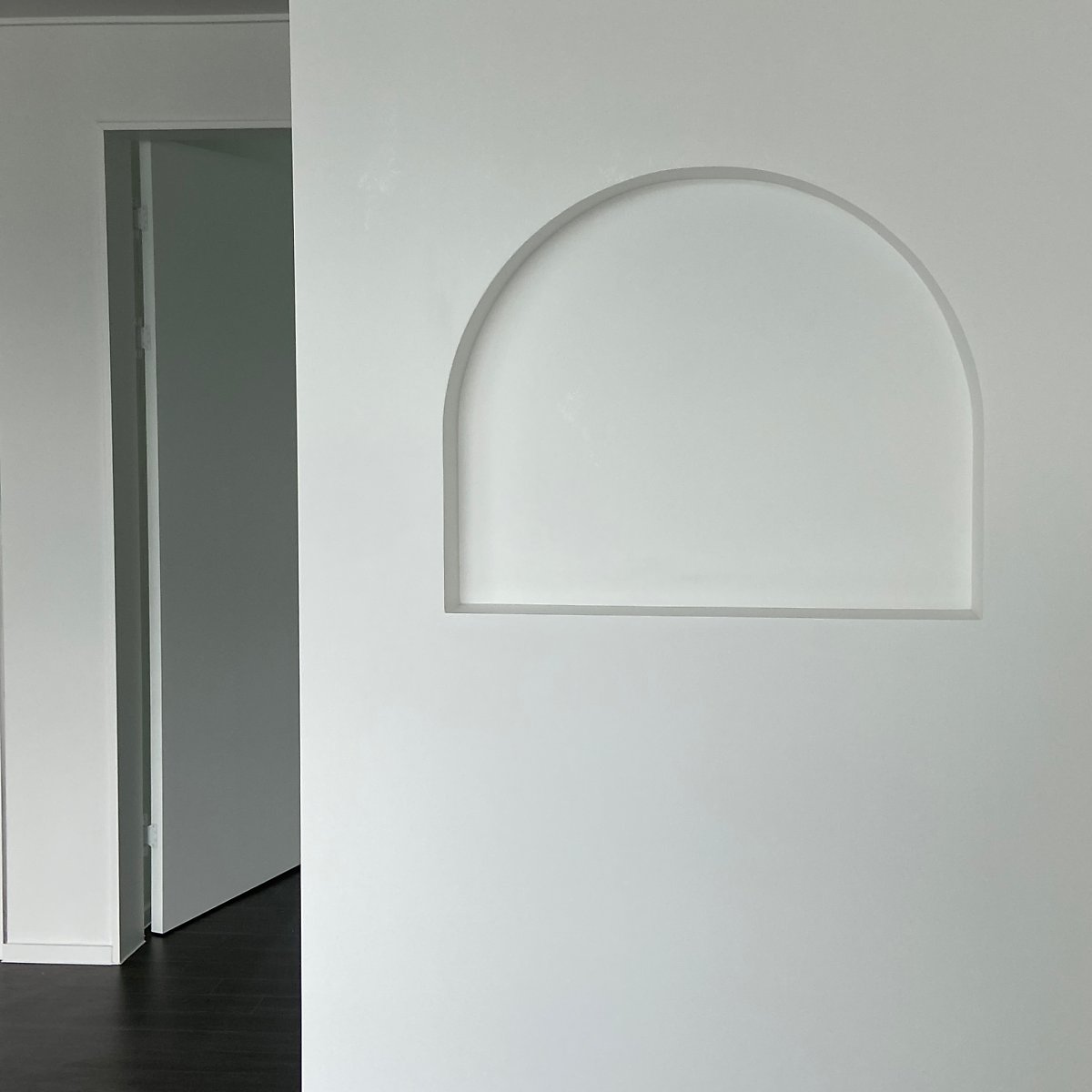 더 많은 정보 알아보기 (▲ 이미지 클릭)