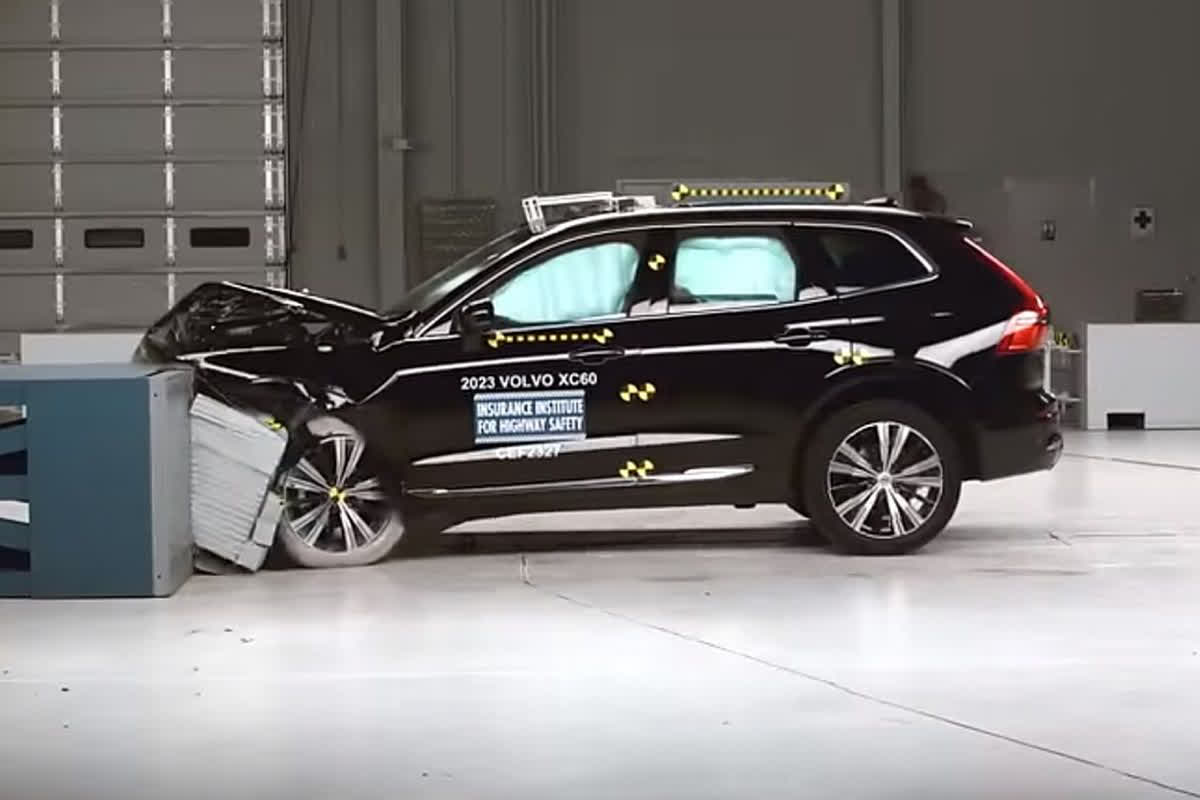 “역시 볼보는 볼보다” 볼보 XC60, IIHS 충돌테스트에서 만점 획득 | 네이트뷰