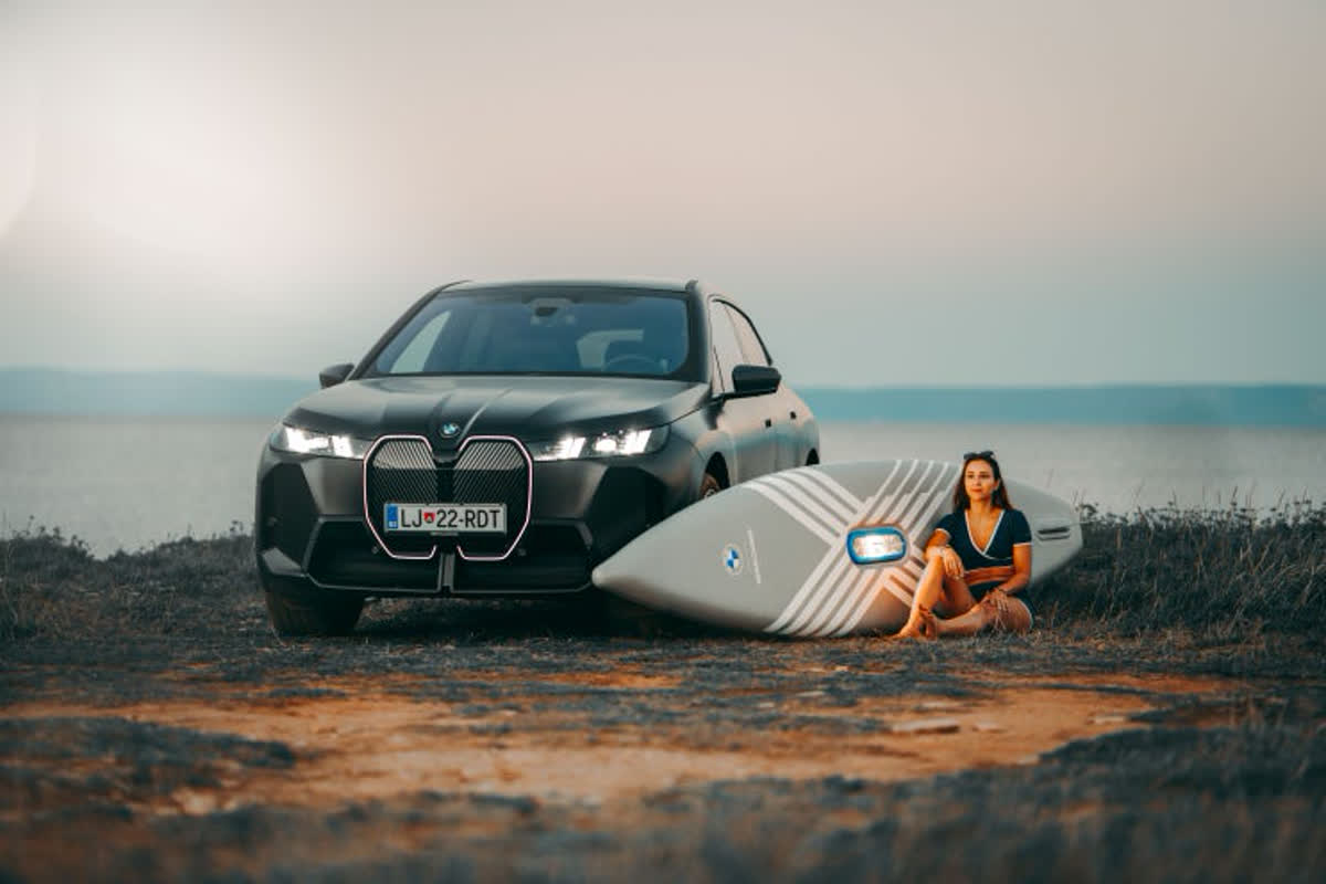 [BMW 라이프스타일] 이제 물 위에서도 '운전의 즐거움'을? BMW x SipaBoards 전기 패들보드 공개