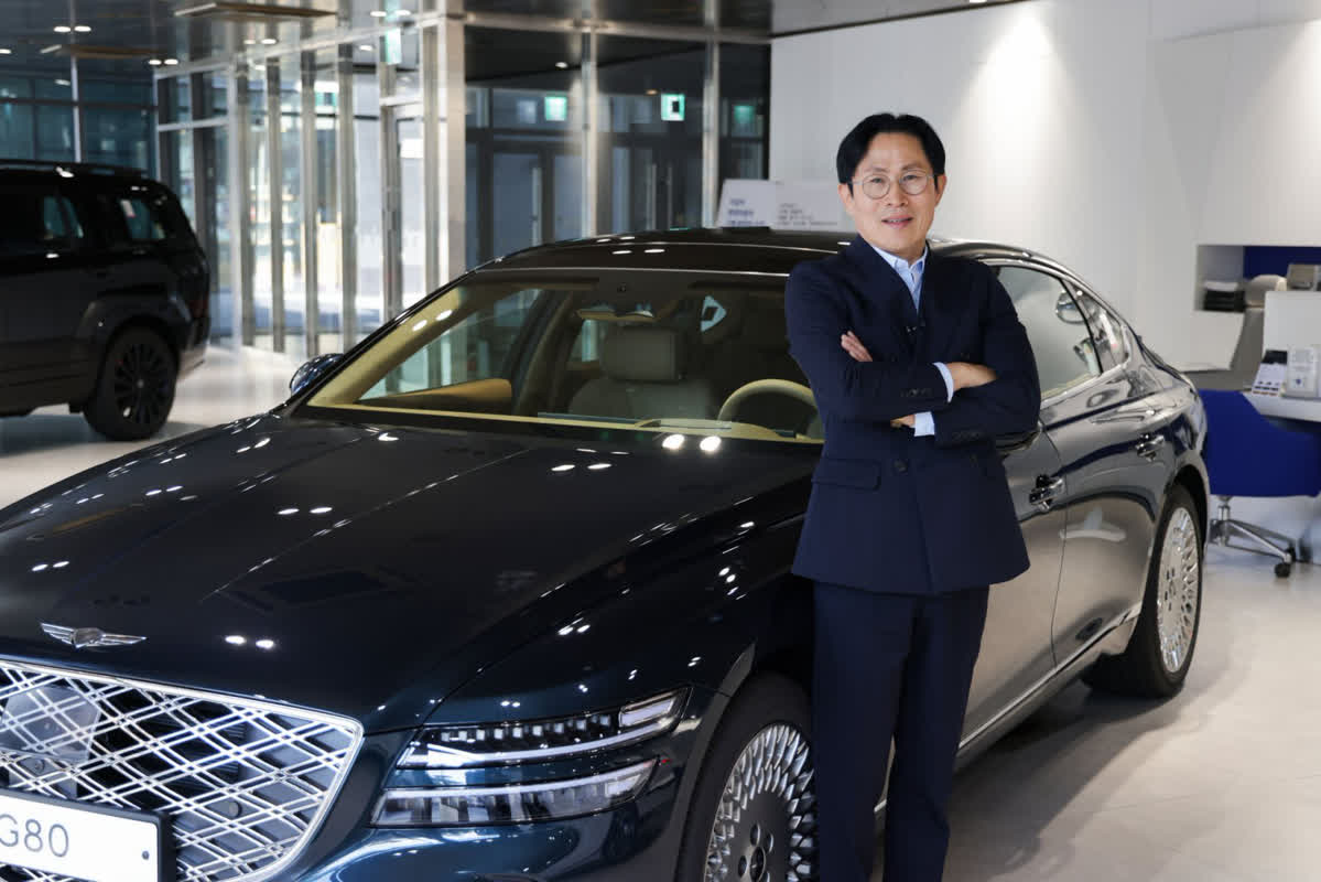 “입원해서도 의사·환자에 車 팔았다”…8000대 기록 쓴 현대차 ‘판매왕’