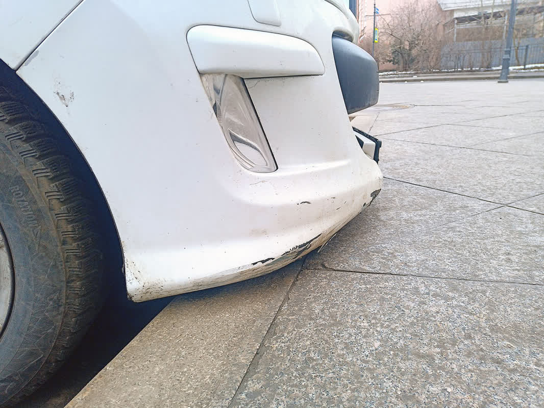 “車범퍼 교환-수리 1.3조… ‘경미손상 수리 기준’ 법제화 필요”