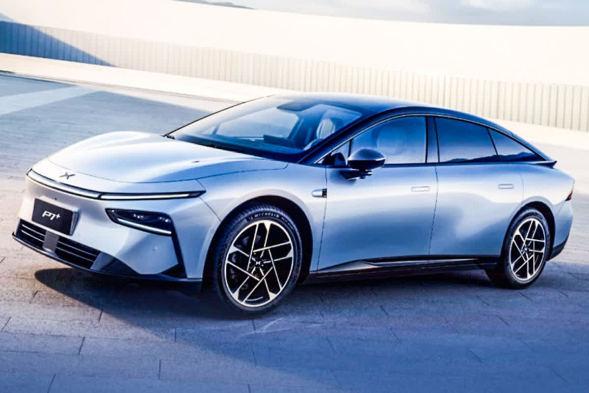 “전기차만 만들면 망한다!” 결국 EREV 하이브리드 도입한 ‘이 회사’