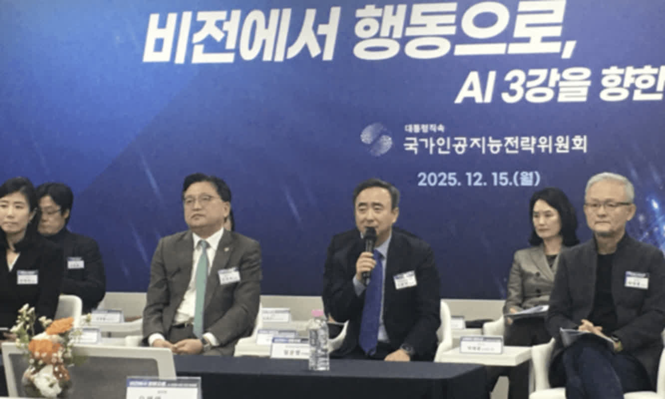 "AI 정책 성공, 부처 협력에 달려...깔때기 전략으로 협력하게 만들 것"