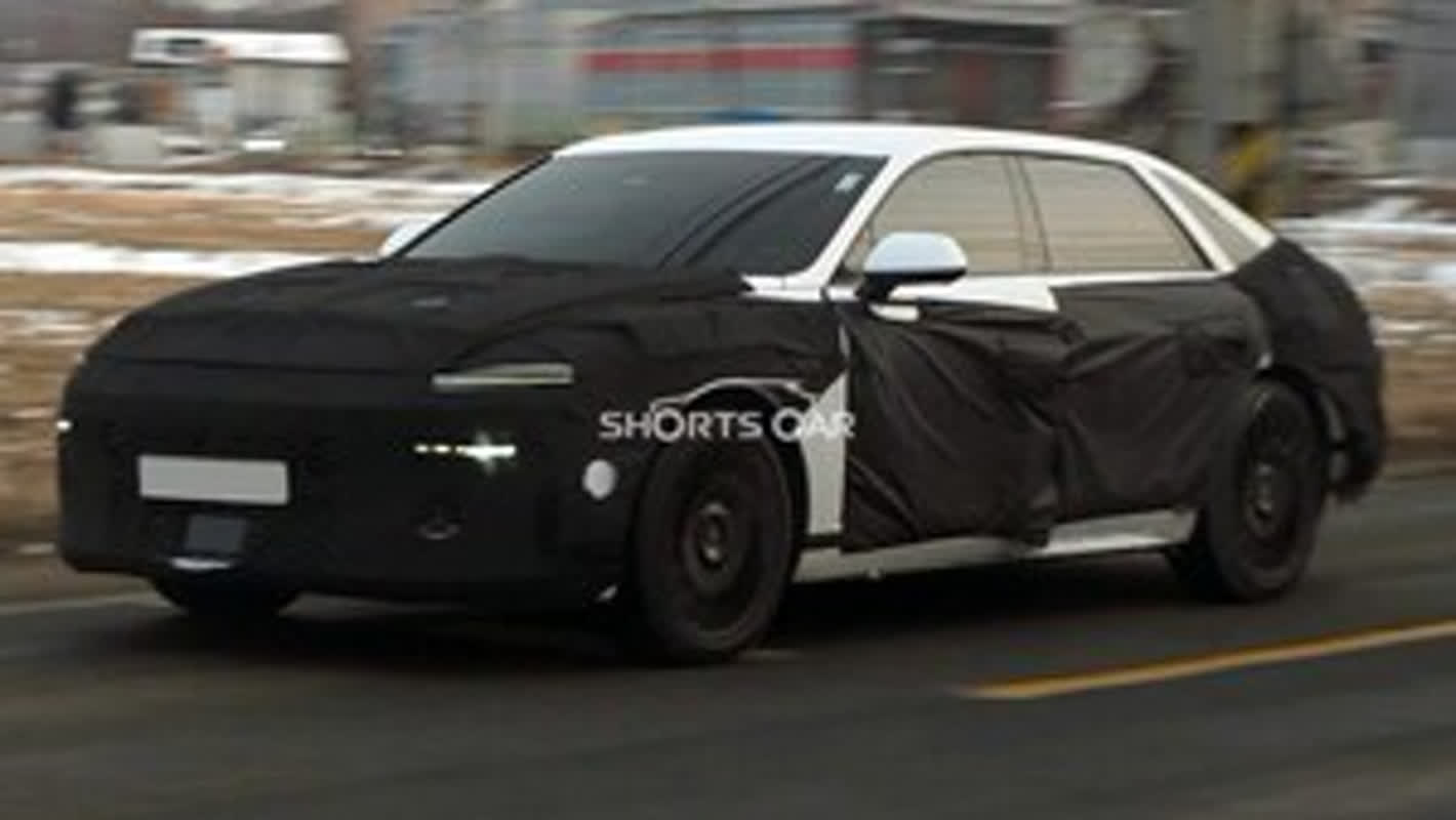 그랜저 페이스리프트, '블랙잉크'로 분위기 반전... 이번엔 다르다