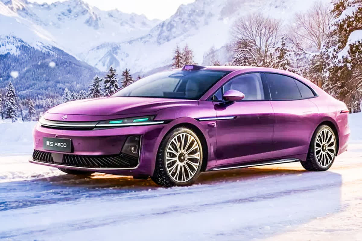 “제네시스 대안 나왔다!” G80보다 크고 넓은 하이브리드 세단 ‘A800’