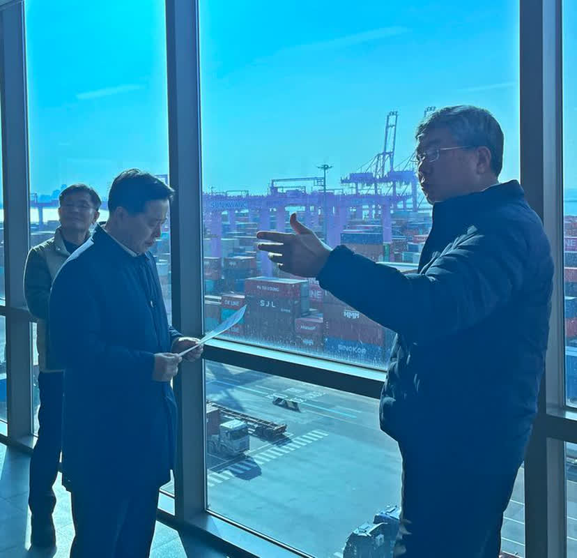 이경규 IPA 사장, 중동 상황 대응…‘컨’ 터미널 긴급 현장점검